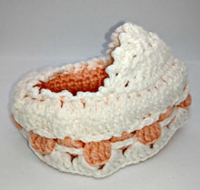 Load image into Gallery viewer, Little Girl's Bassinette Purse With Doll