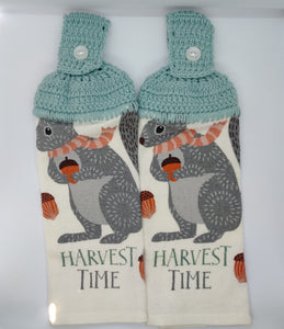 Harvest Time Squirrel Fall Autumn Hanging Kitchen Towel Set
