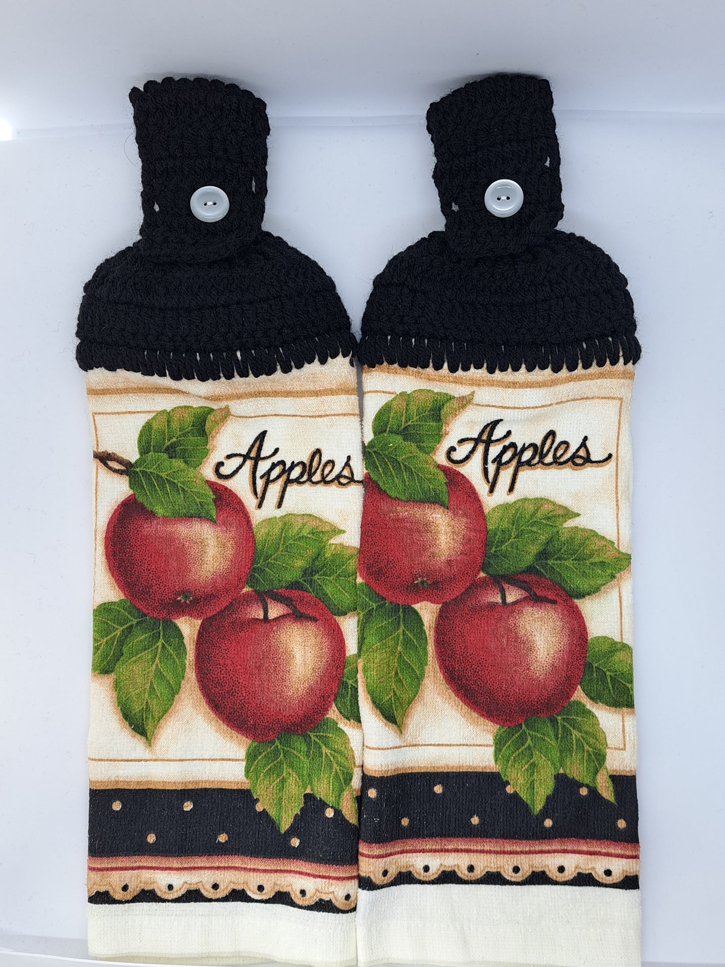Fancy Apples Hanging Kitchen Towel Set