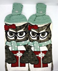 Owl In Scarf With Christmas Present Hanging Kitchen Towel Set