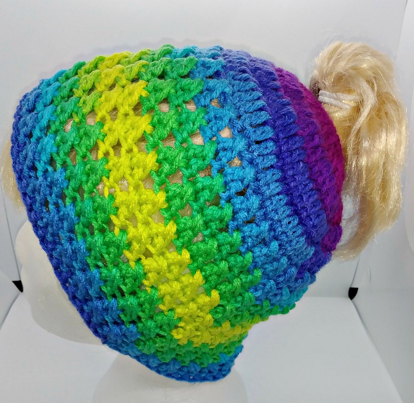 Teen Ladies Messy Bun Hat Parrot Stripe