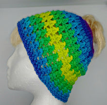 Load image into Gallery viewer, Teen Ladies Messy Bun Hat Parrot Stripe