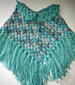 Girls Poncho Size 4-6 Icelandic Aruba Sea Blues & Grays