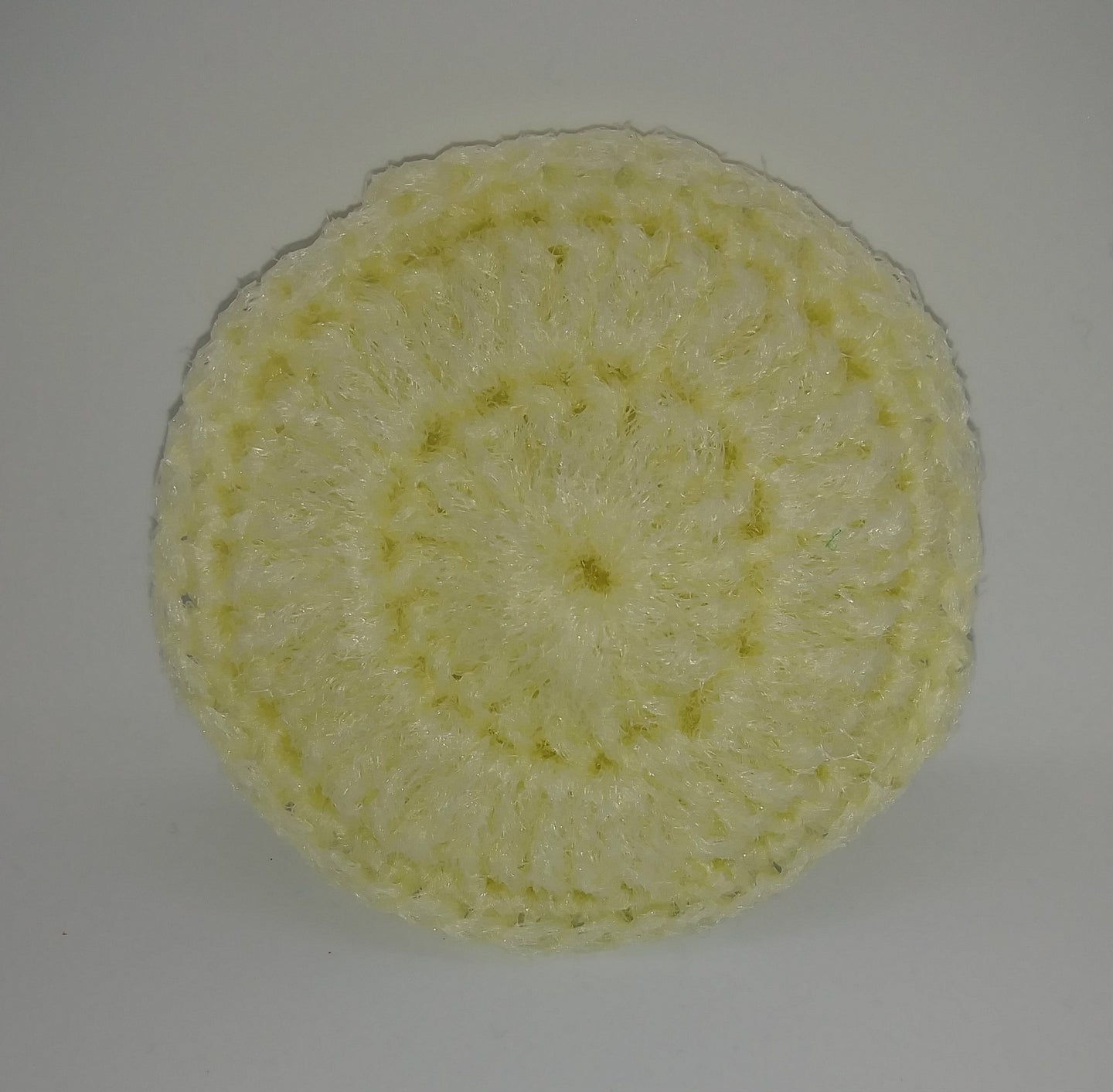 Very Pale Yellow Nylon Dish Scrubbies