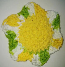 Load image into Gallery viewer, Flower Kitchen Durable Dish Pot Scrubbies 4&quot; x 4&quot; Yellow Lime Green White