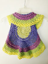 Load image into Gallery viewer, Girls Ring Around The Rosie Vest Size 2T-3T Macroon Yellow Greens Circle Vest