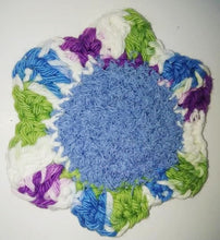 Load image into Gallery viewer, Flower Kitchen Durable Dish Pot Scrubbies 4&quot; x 4&quot; Blue White Green Purple