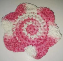 Load image into Gallery viewer, Flower Kitchen Durable Dish  Pot Scrubbies 4&quot; x 4&quot; White Shades of Pink
