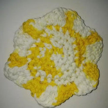 Load image into Gallery viewer, Flower Kitchen Durable Dish  Pot Scrubbies 4&quot; x 4&quot; White Shades of Yellow
