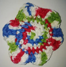 Load image into Gallery viewer, Flower Kitchen Durable Dish Pot Scrubbies 4&quot; x 4&quot;  Green Red Blue White